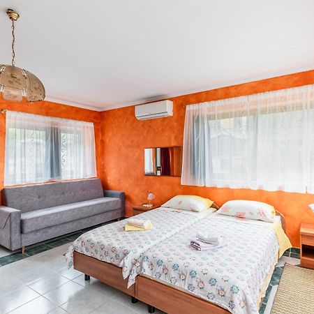 Apartments With A Parking Space Brsec, Opatija - 7796 Martina Номер фото